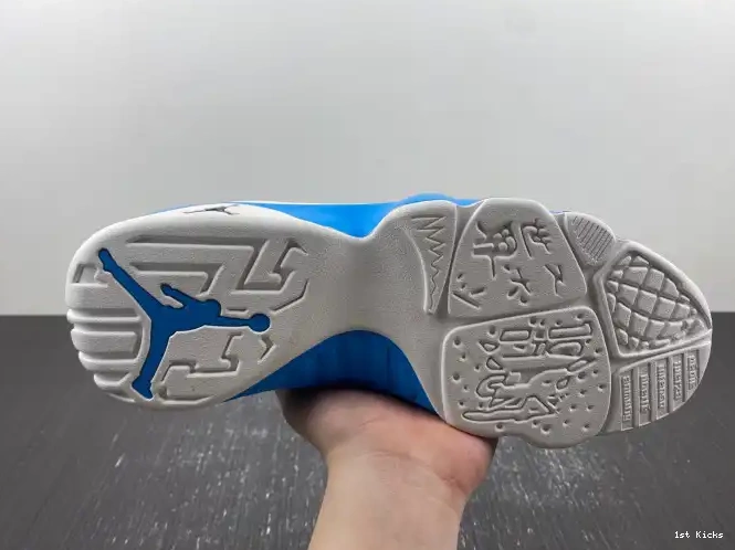 1st Kicks FQ8992-101 Powder Air Blue 9 Jordan 0617